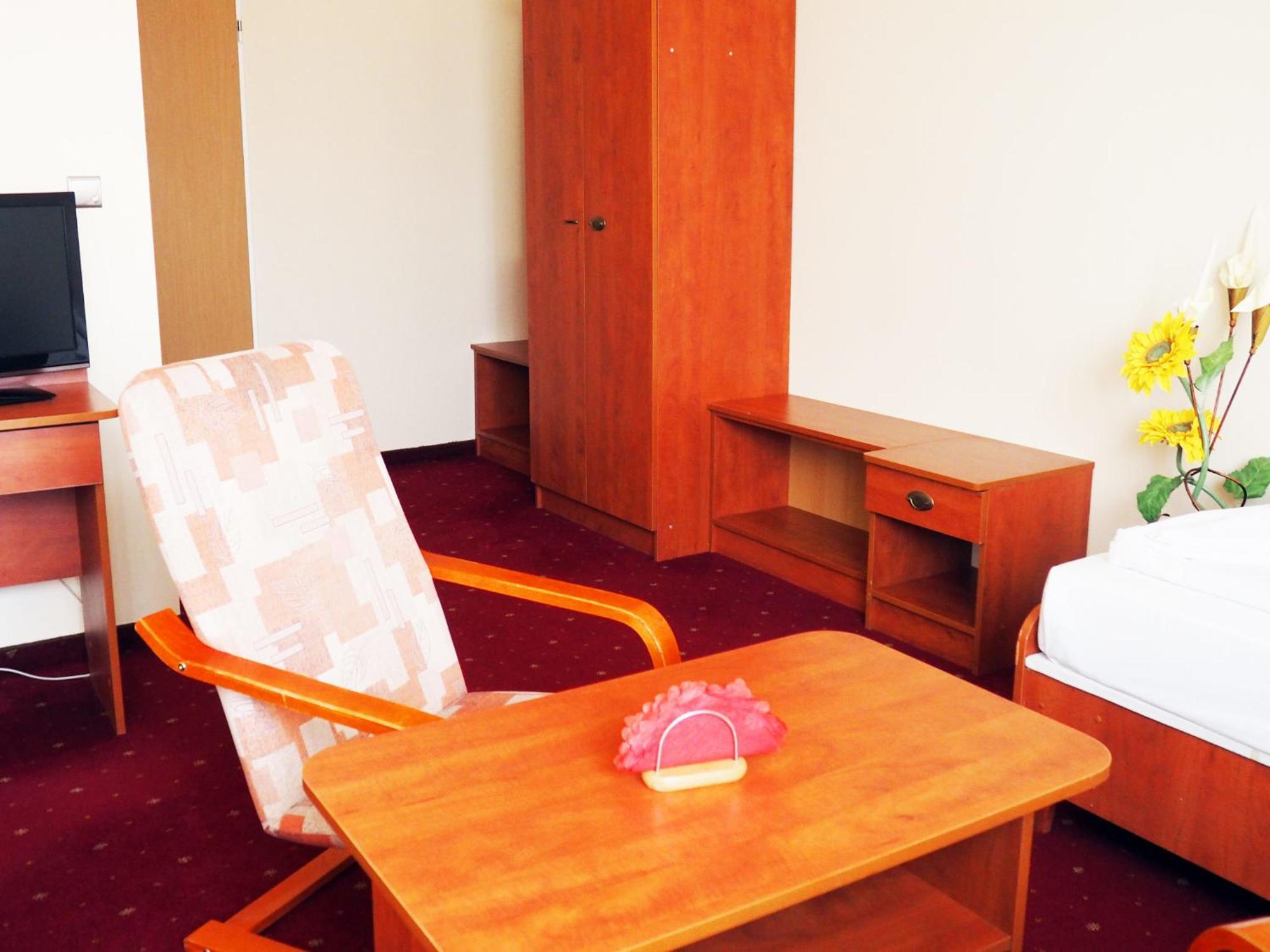 Hotel Jan Zgorzelec Quarto foto